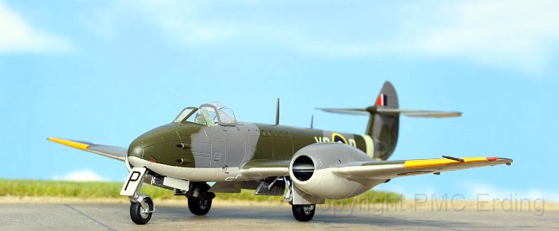 Gloster Meteor F.Mk.I Cyberhobby 1-72 Hellinger Othmar 01.JPG